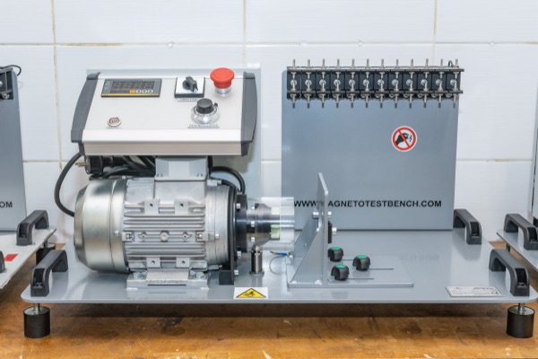 MagnetoTestBench Digital Series - Aircraft magneto test bench with digital RPM display and 14-point spark test array